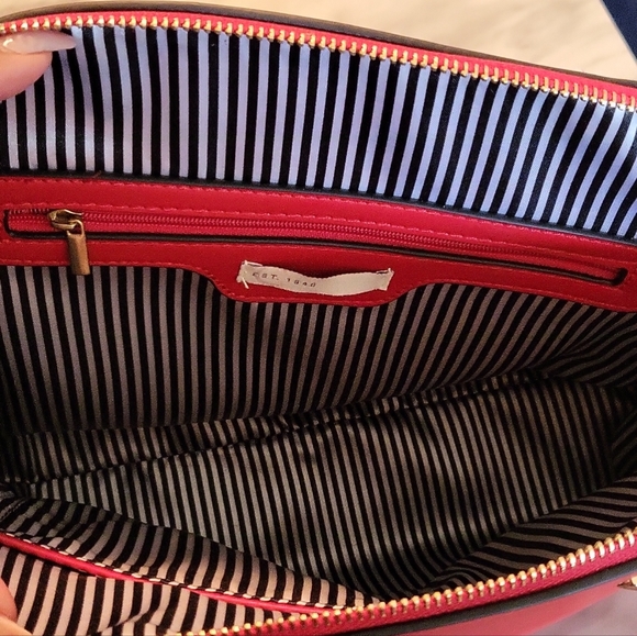 Purse - Picture 3 of 3